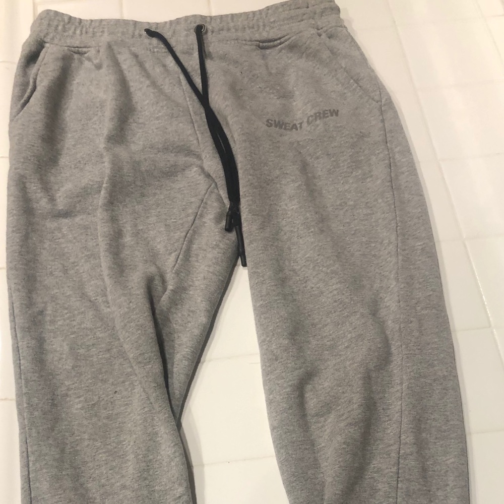 Sweatcrew — Small, Heather Gray